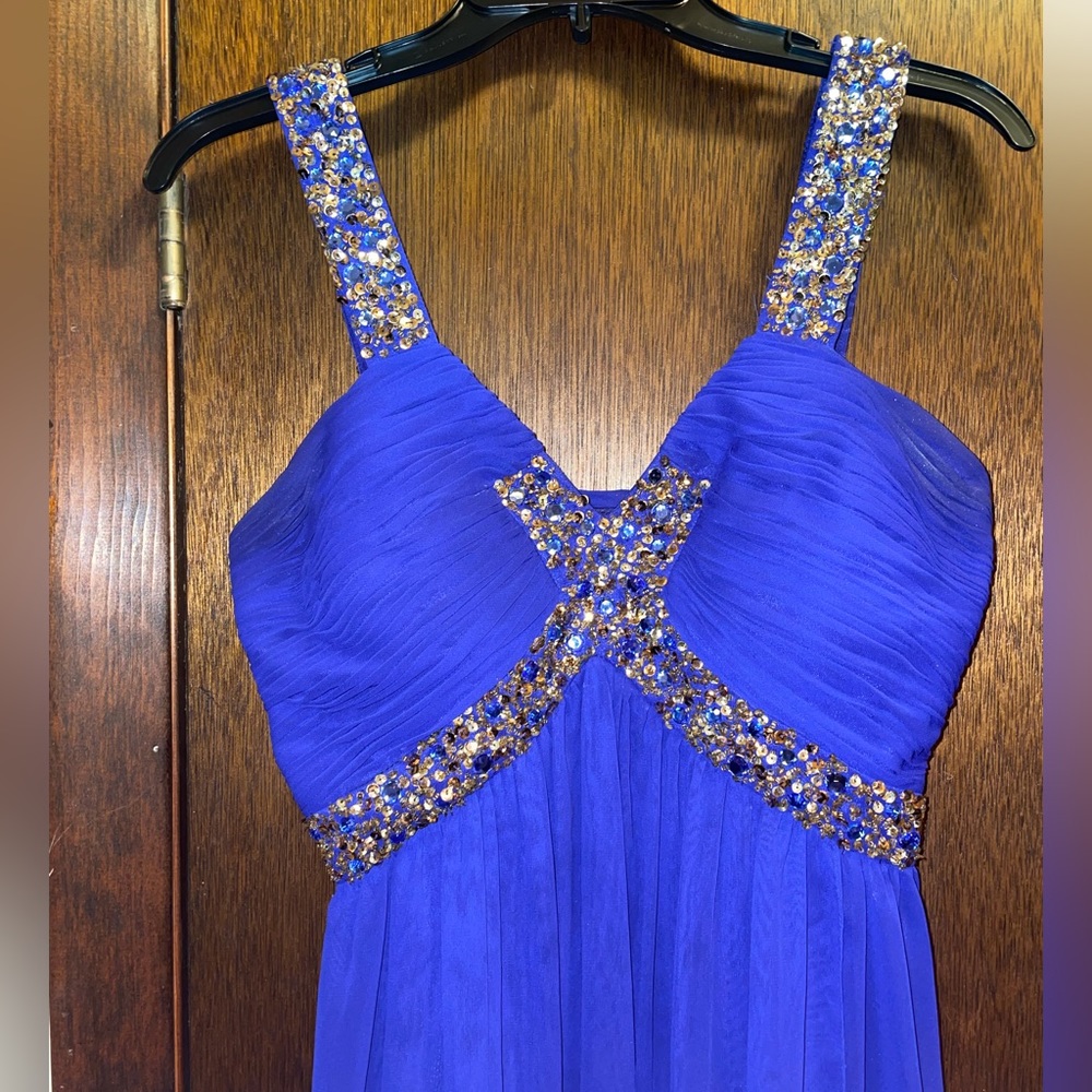 size 6 blue dress.